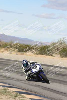 media/Nov-16-2025-Race Pace (Sun) [[8c5fa54630]]/Verified Riders/4-Turn 3 Inside (1050am)/